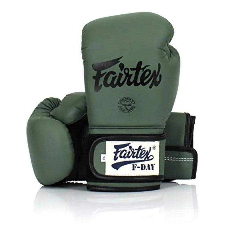 Muay Thai Boxing Gloves For Training And Sparring Lightweight
