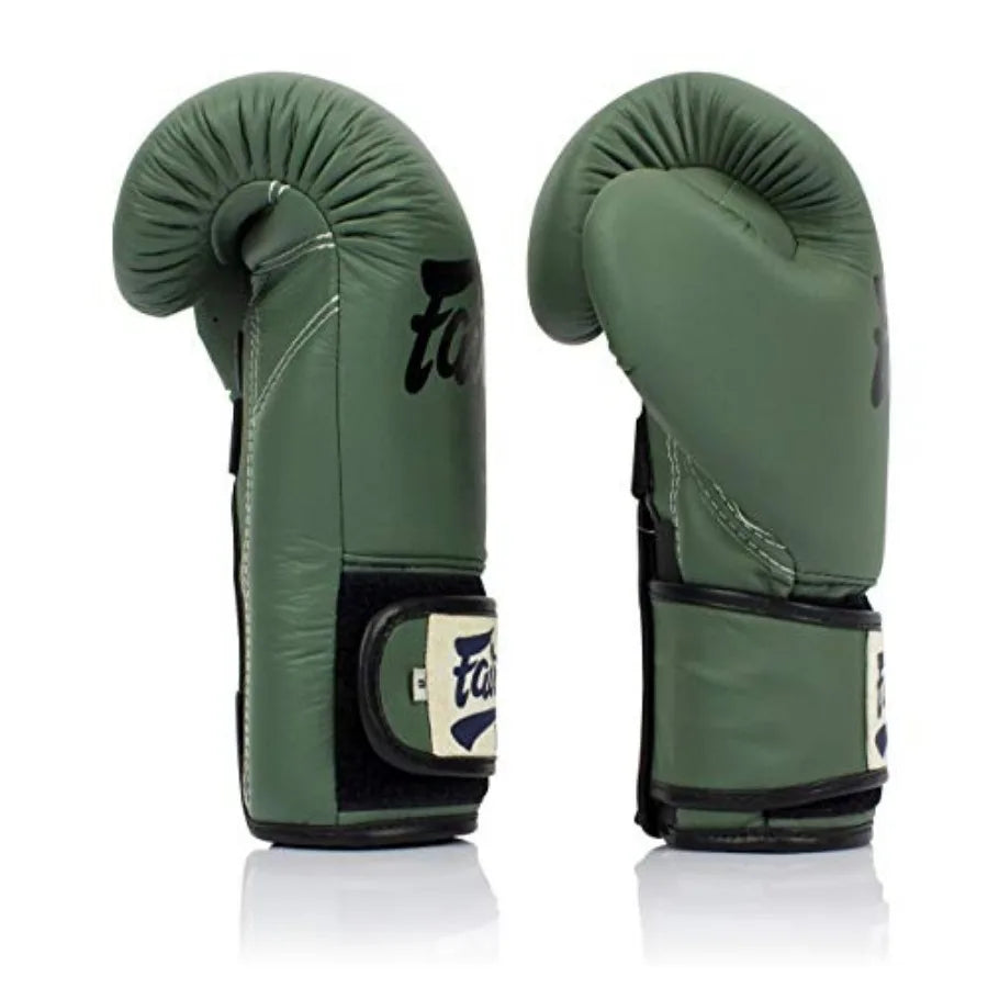 Muay Thai Boxing Gloves For Training And Sparring Lightweight