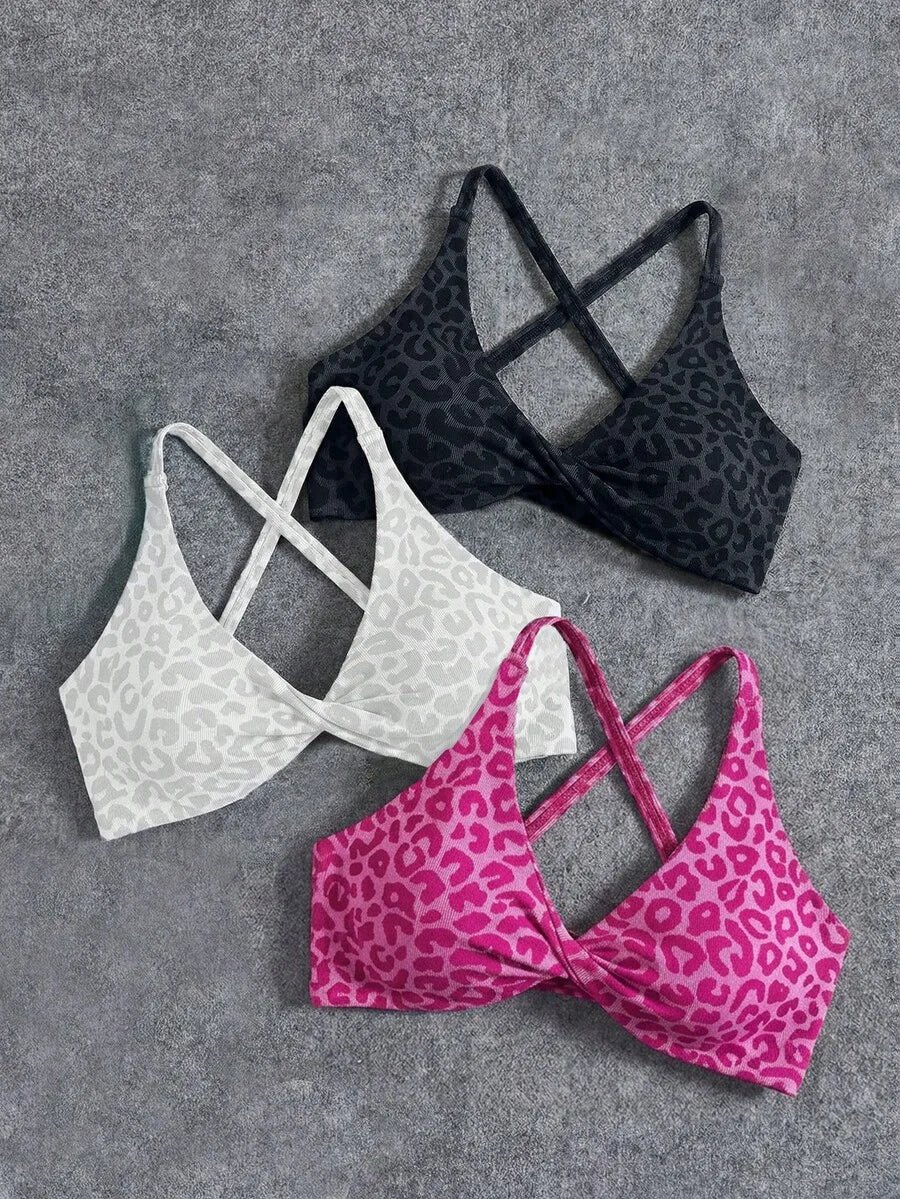 Seamless Yoga Sports Bra Set With Twist Front And Cross Back